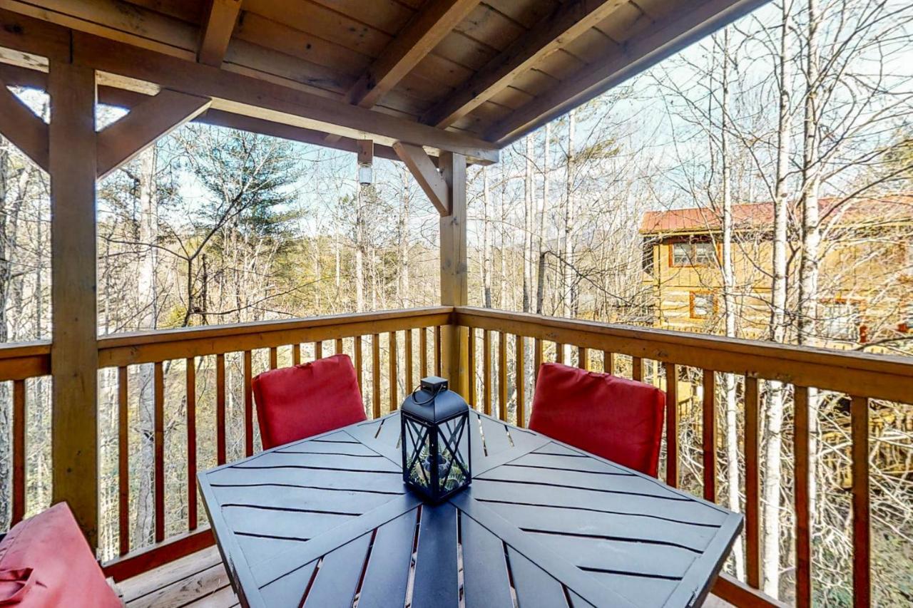 Bearadise Resort 개틀린버그 외부 사진
